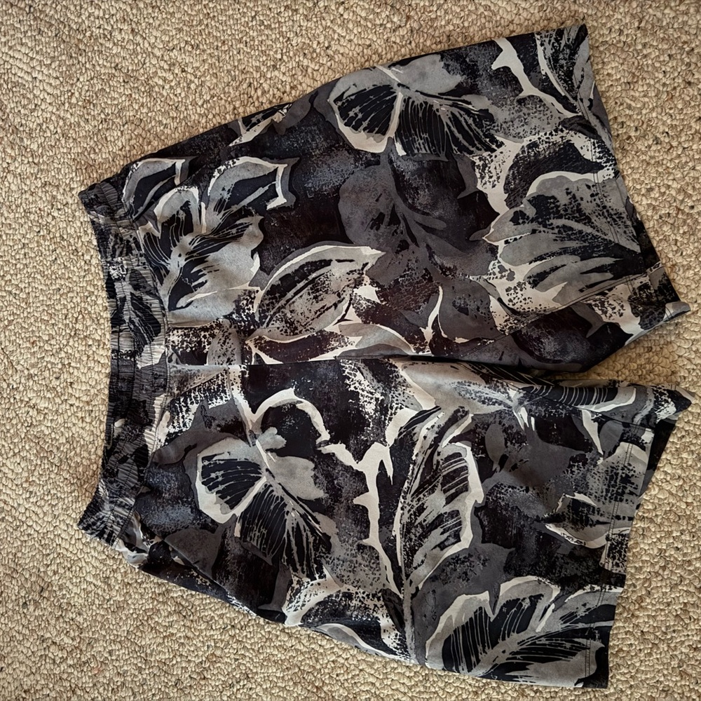 lululemon athletica Monochrome Pattern Men's Athletic Shorts